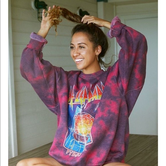 Red def leppard sweatshirt Clearance